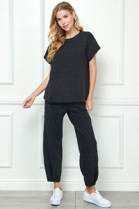Quilted Long Tucked Pant- Black