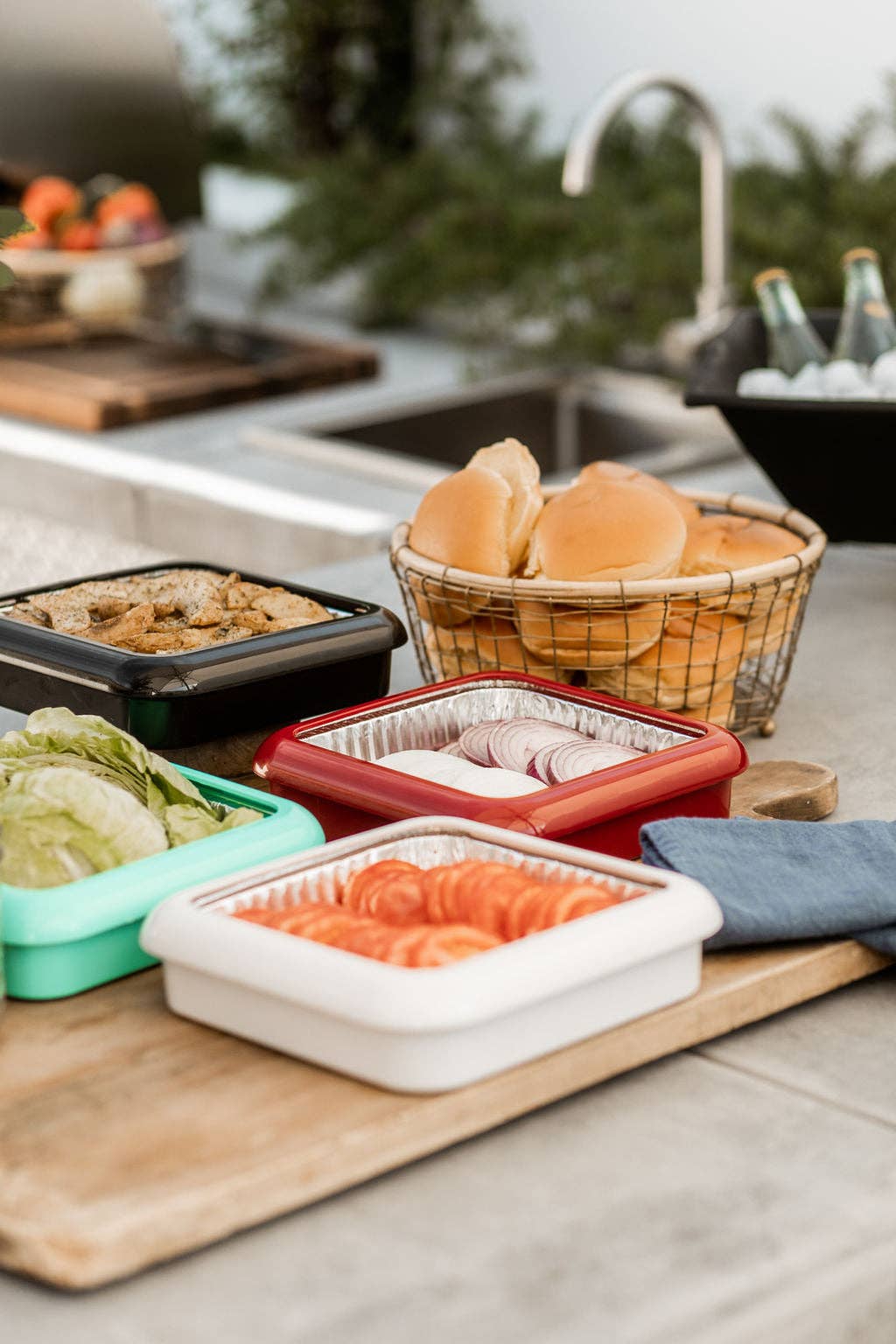 Square Set - 8 x 8 Foil Pan Carrier w/ Serving Spoon - White