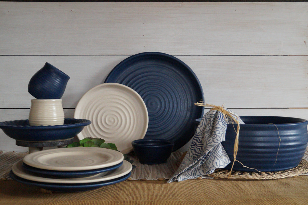 Farmhouse Ridges Serving Bowl - Drift White