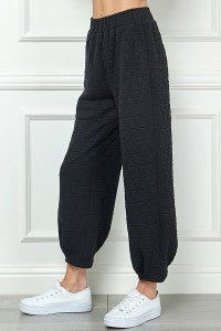 Quilted Long Tucked Pant- Black